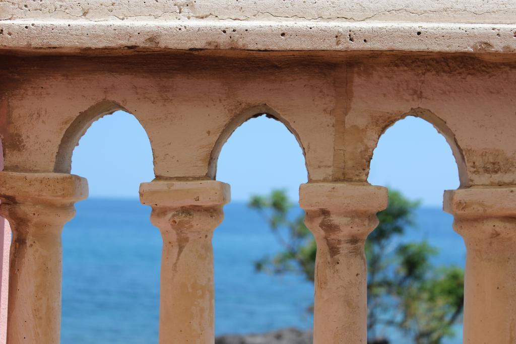 Frühstückspension Raineri Giardini-Naxos